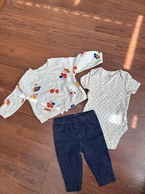 Carter's Baby Girls Floral Sweatshirt, Polka Dot Onesie & Denim Leggings Set